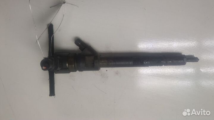 Форсунка топливная Hyundai H-1 Starex, 2010