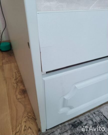 Продам белую детскую кровать
