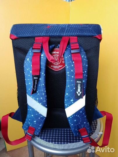 Рюкзак школьный