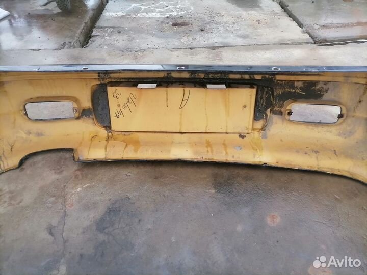 Бампер задний Chrysler Sebring/dodge stratus 2001