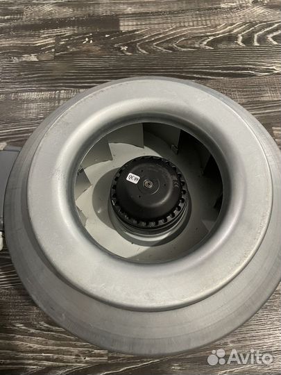 Вентилятор канальный d250