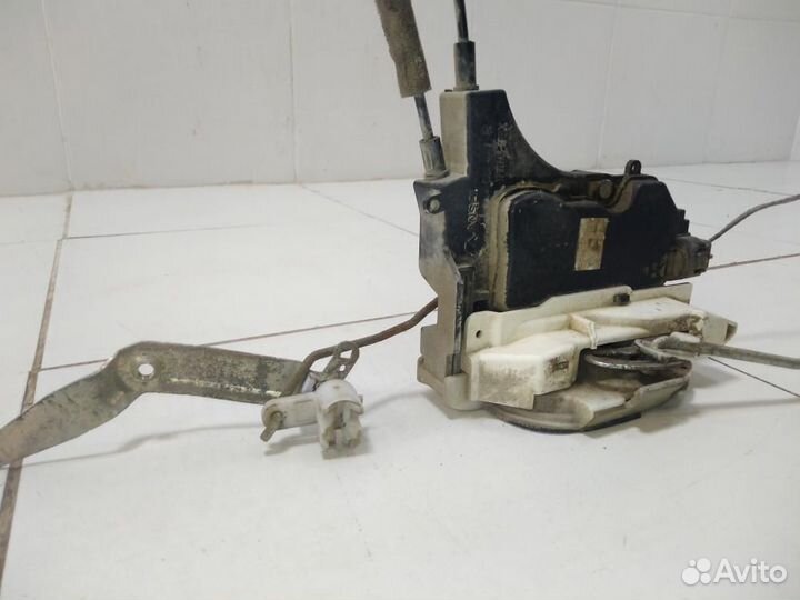 Замок двери передней правой Mitsubishi L200 KB4T 2