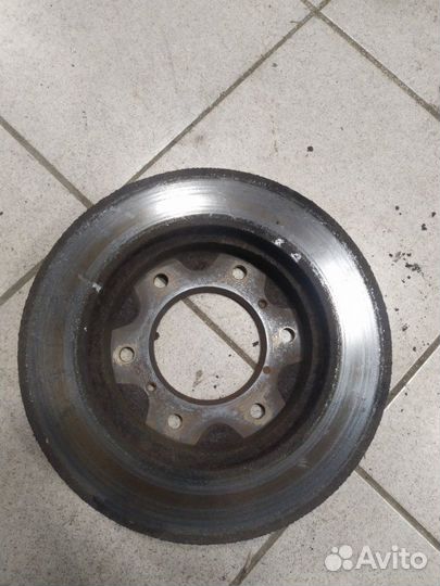 Тормозной диск передний Mitsubishi Pajero V93W 3.0