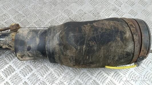 Стойка передняя правая land rover range rover 3 (6NK14N501)