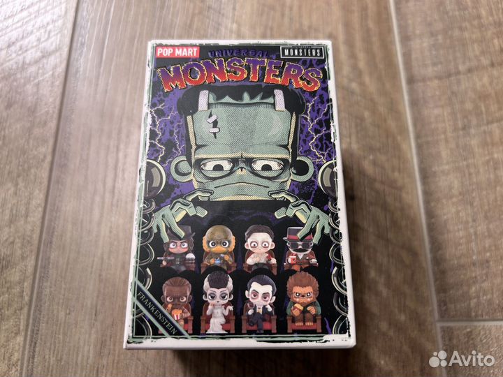 Pop Mart фигурка Monsters Ван Хельсинг