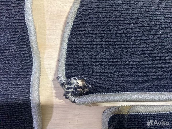 Коврики комплект Mercedes-Benz C-Class W203