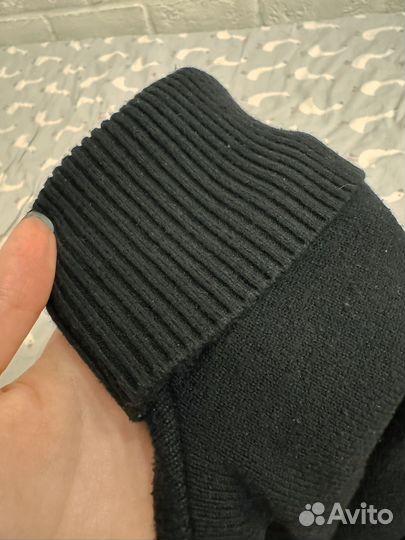 Вязаный свитер