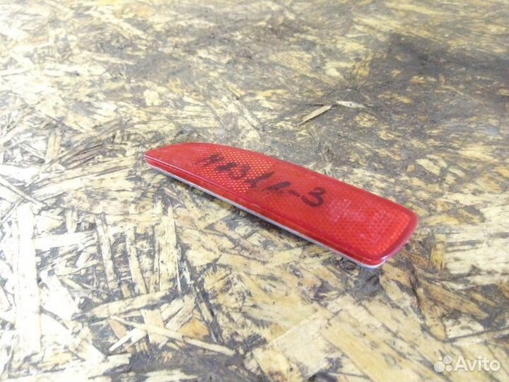 Катафот бампера задний левый Mazda 3