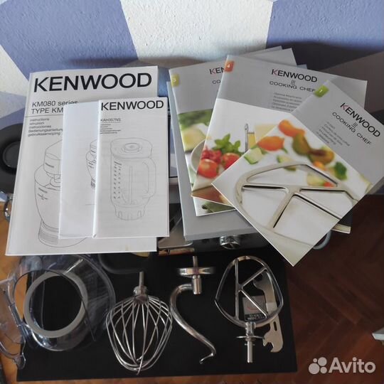 Продается кухонный комбайн Kenwood Cooking Chef