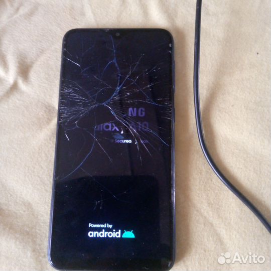 Samsung Galaxy A10, 2/32 ГБ