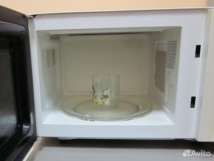 Микроволновка Candy