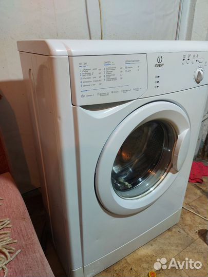Стиральная машина indesit