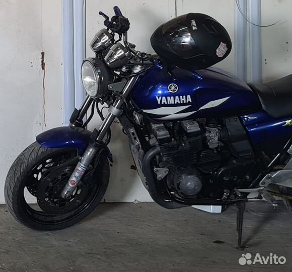 Yamaha xjr400