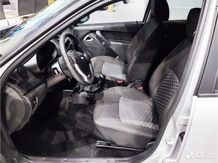 LADA Granta 1.6 МТ, 2023