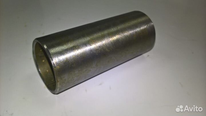 Втулка пальца передней рессоры на Донг Фенг