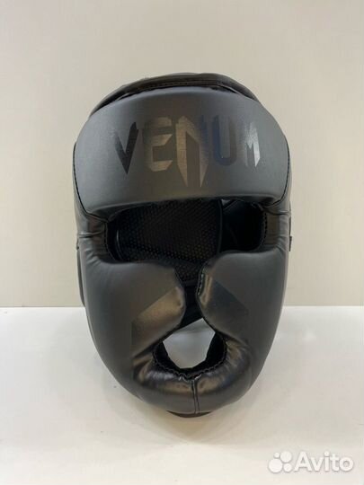 Боксерский шлем Venum