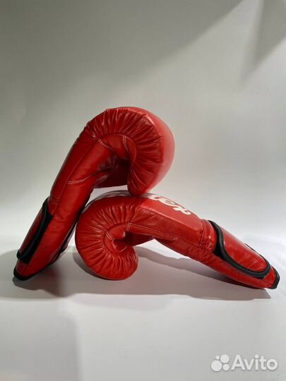 Боксерские перчатки Fairtex