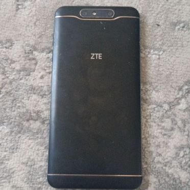 ZTE Blade V8, 4/64 ГБ, SIM + eSIM