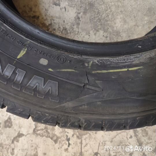 Dunlop Winter Maxx 215/65 R16 98T