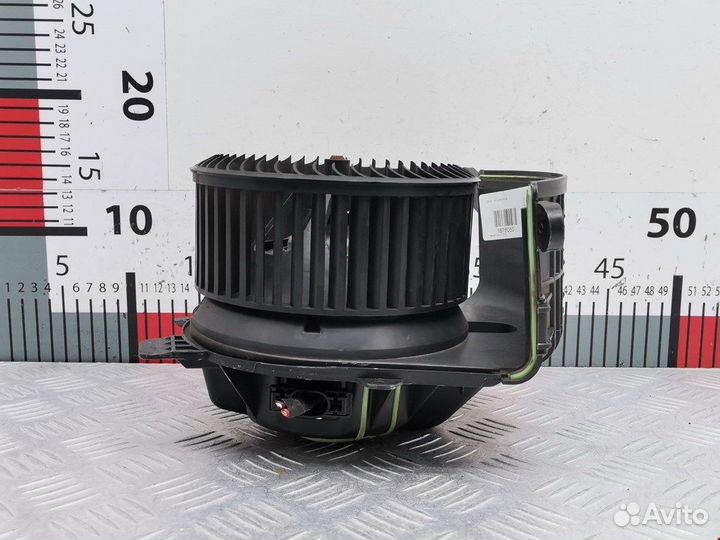 Моторчик печки для Renault Scenic 2 7701056598