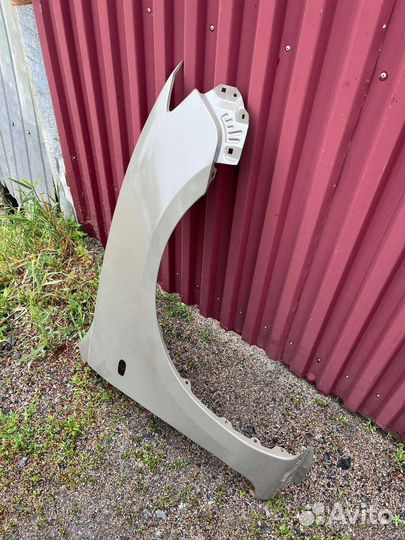 Крыло переднее правое mazda 3 bk седан