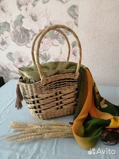 Летняя сумка плетеная
