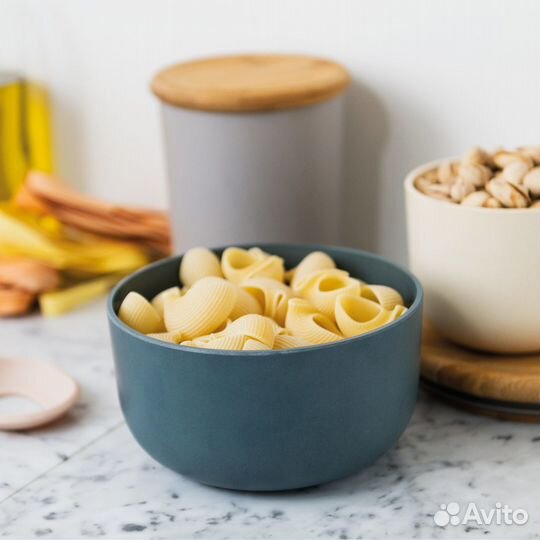 Емкость для хранения сыпучих продуктов с