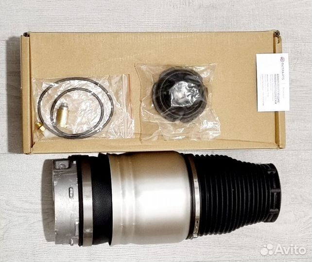 Пневмобаллон Ауди Q7 4L передний new