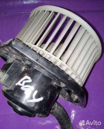 Subaru Baja Impreza вентилятор печки