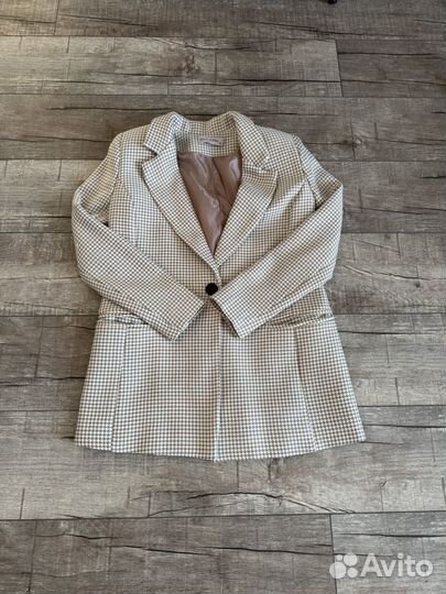 Костюм женский