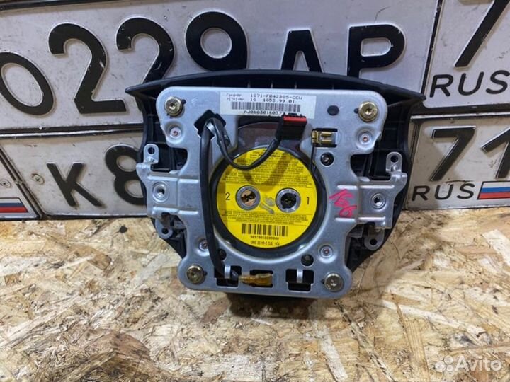 Подушка безопасности в руль Ford Mondeo 3 2.0 2003