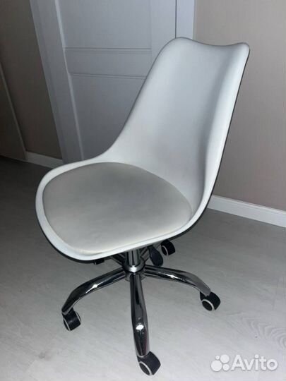 Компьютерное кресло