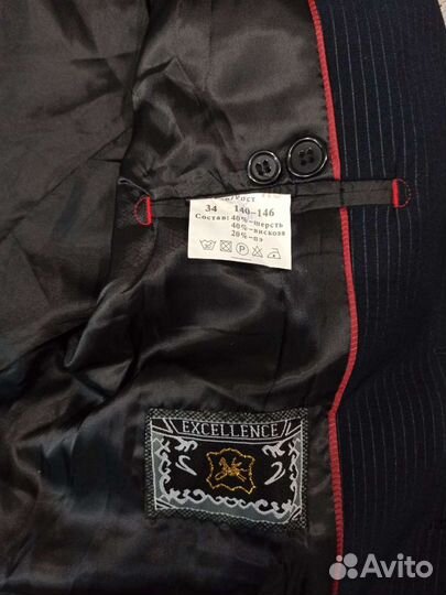 Костюм тройка для мальчика новый