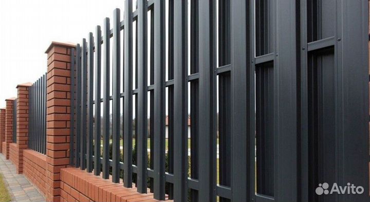 Пластиковый штакетник