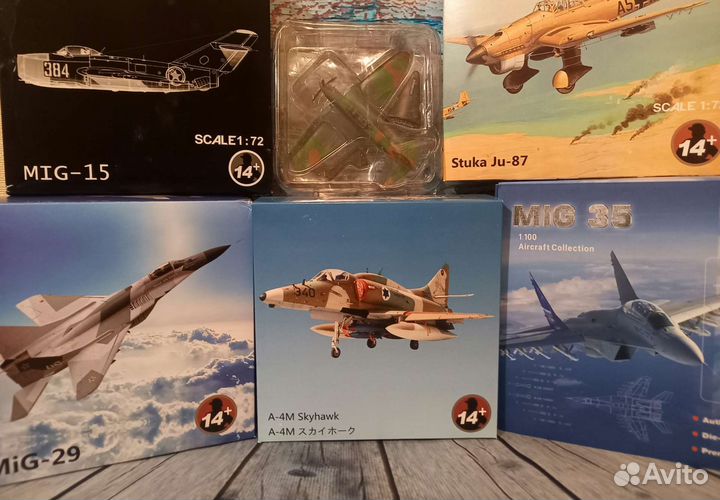 Модели самолётов в масштабе 1/100 и 1/72