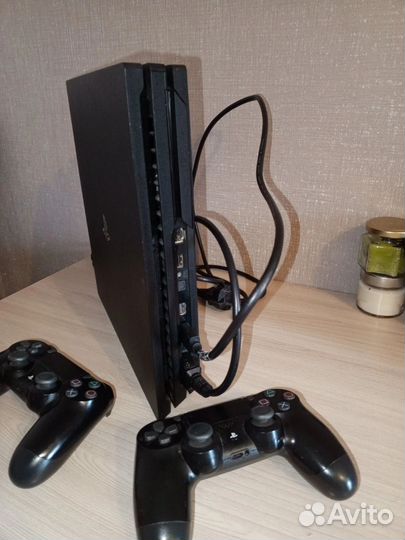 Sony playstation 4 pro 1tb