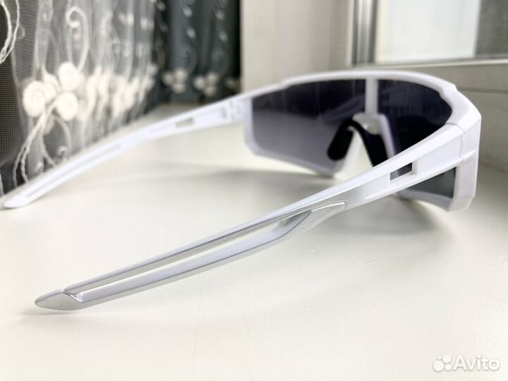 Фотохромные спортивные очки поляризационные