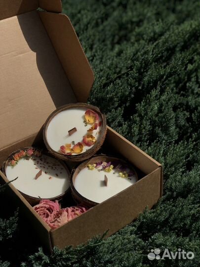 Свеча в кокосе