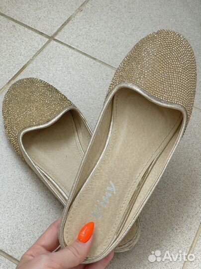 Шлепки тапочки со стразами