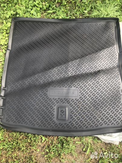Коврик в багажник Insignia