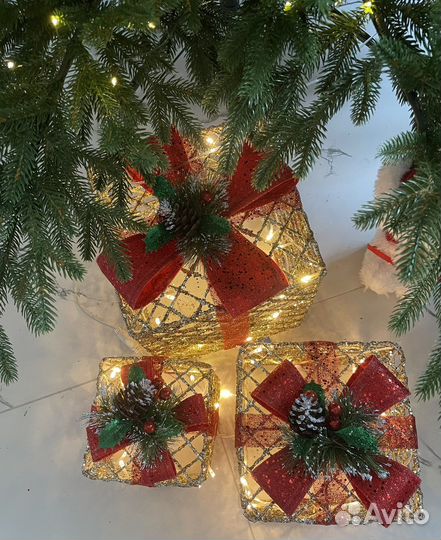 Светящиеся подарки под елку