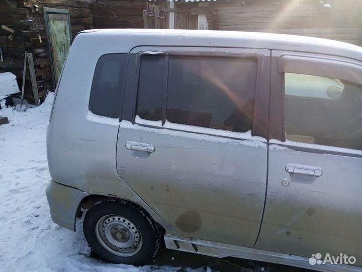 Nissan Cube 1.3 CVT, 1999, 289 345 км