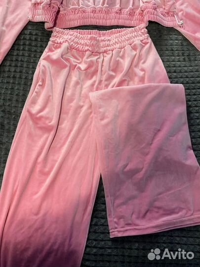 Костюм спортивный велюровый на молнии