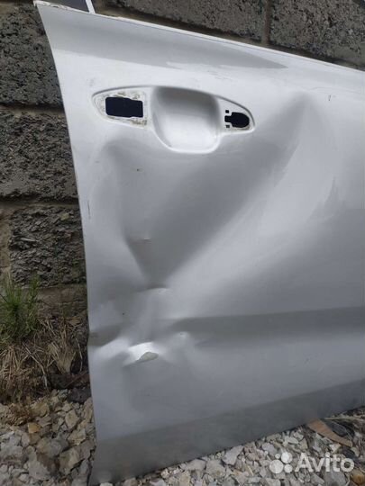 Дверь передняя правая kia rio 4