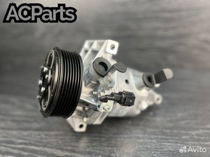 Компрессор кондиционера Nissan Juke