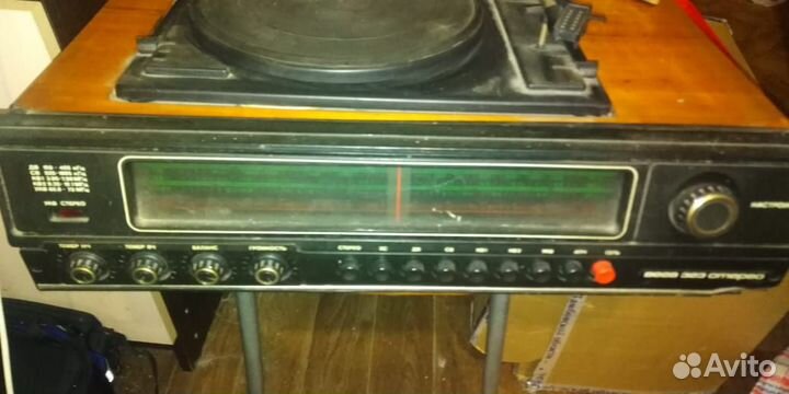 Проигрыватель винила вега-323