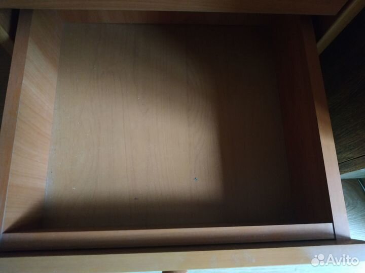 Компьютерный стол угловой