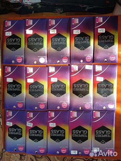 Защитное стекла на телефон