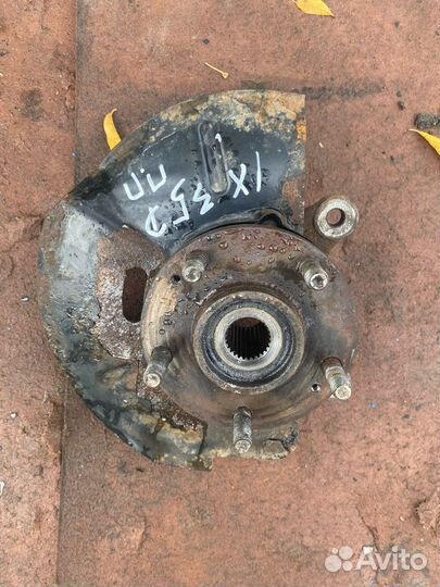 Кулак передний правый Hyundai IX35