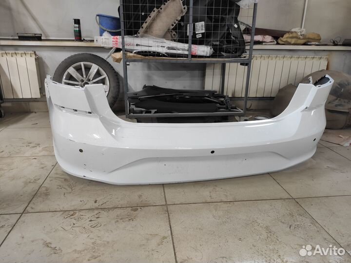 Задний бампер на volkswagen polo лифтбэк